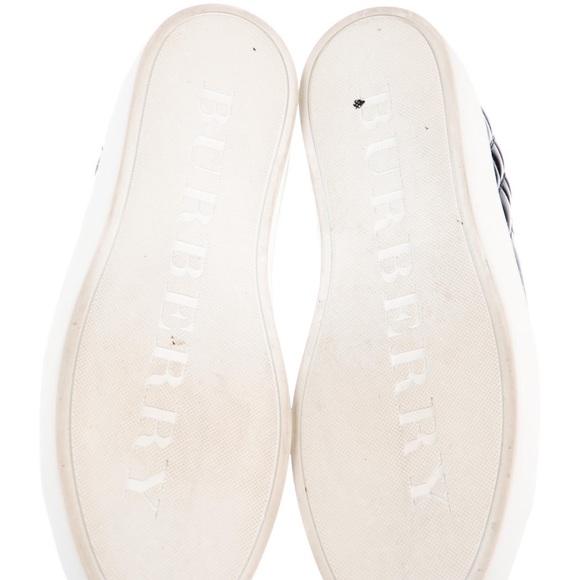 Burberry Sneakers - Size 40 - Picture 4 of 4